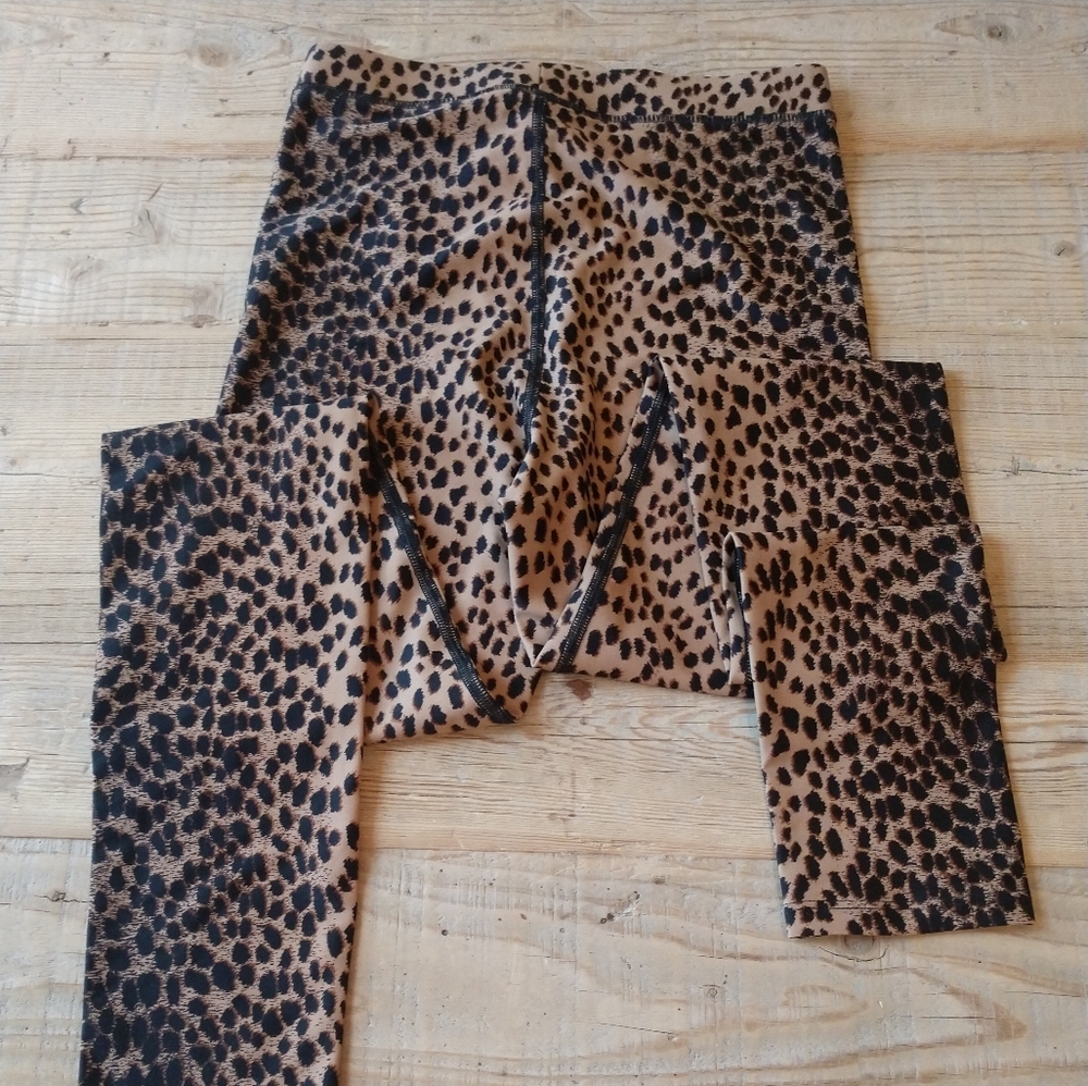 H&M leopard print stretch leggings